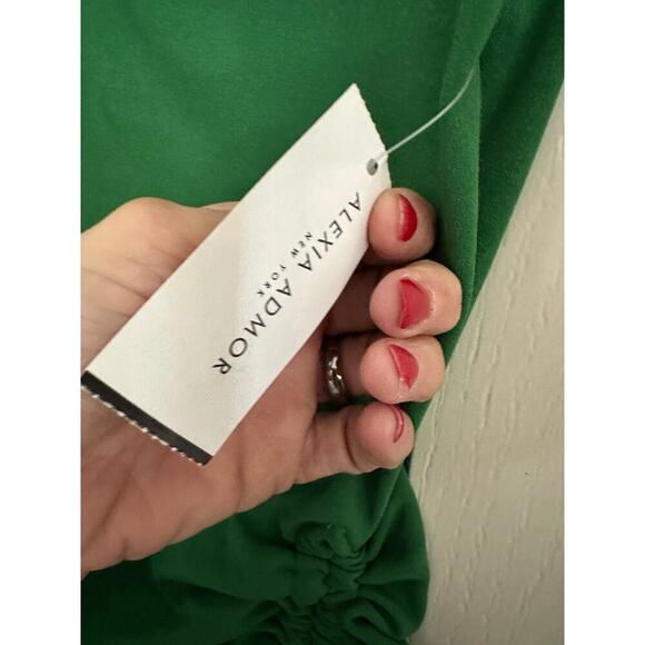 NWT Alexia Admor Green Danika Ruched Side Slit Bodycon Day Dress Size Small - Picture 7 of 8